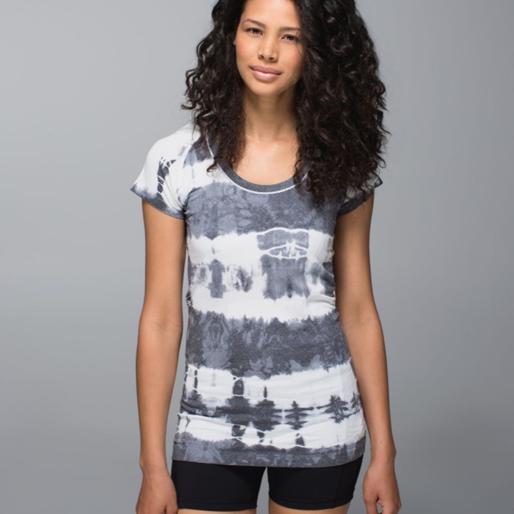 Lululemon Run: Swiftly Tech Scoop Neck